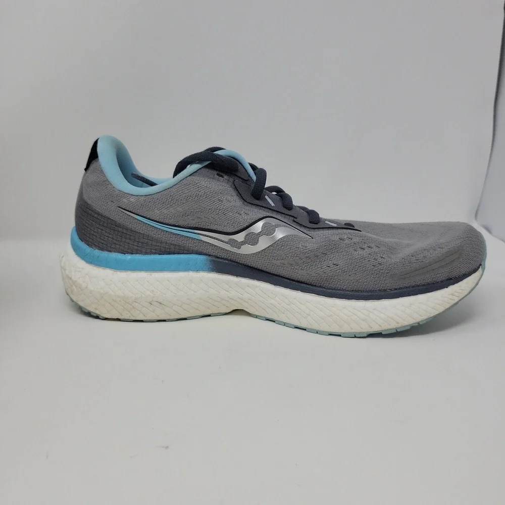 Saucony Womens Triumph‎ 19 S10678-20 Gray Running Shoes Sneakers Size 10.5